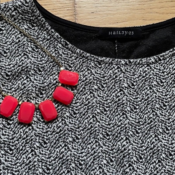 Hail3y:23 dress black white size large - Picture 4 of 6